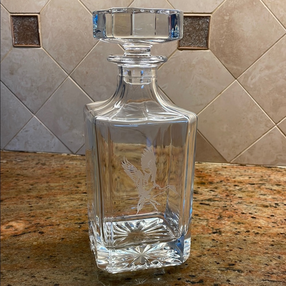 Crystal Decanter with Etched Bird Design duck 8”